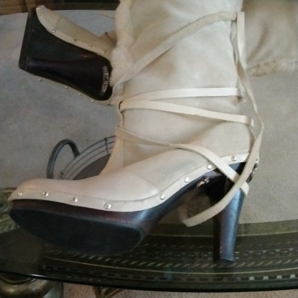 Michael Kors Shoes - Women's Michael kors boots size 7 light beige.